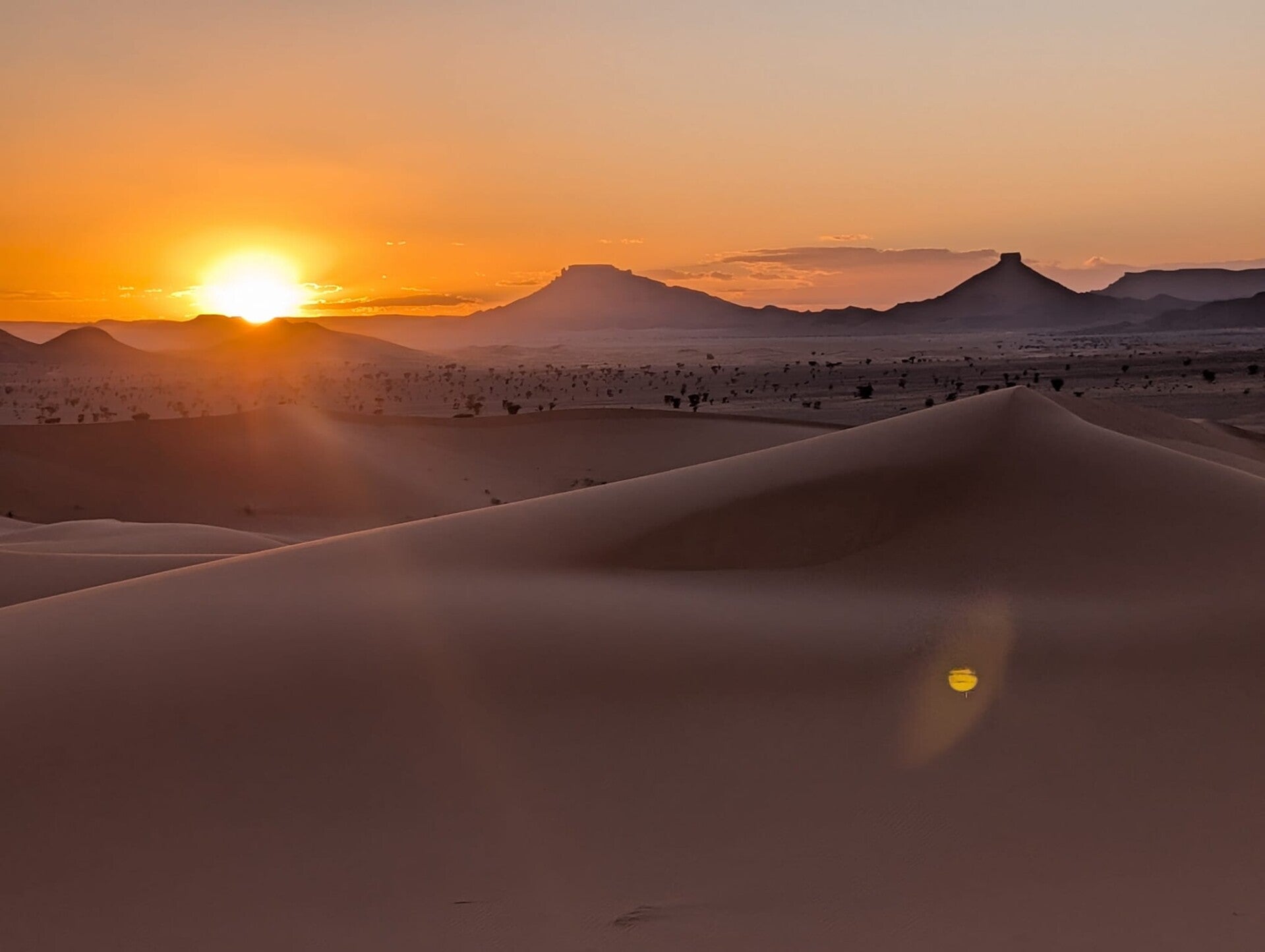 camping à boudnib dans le sud du maroc près du désert