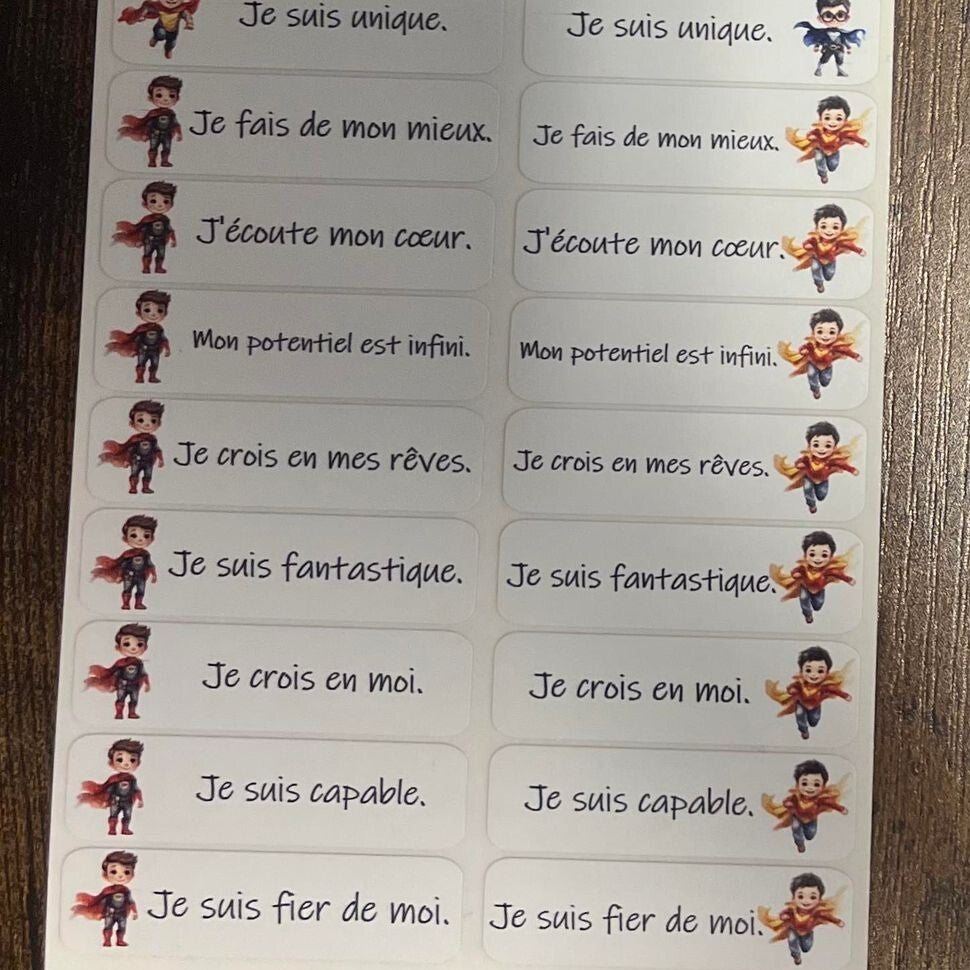 Estime de soi super hero garçon
