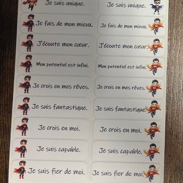 Estime de soi super hero garçon