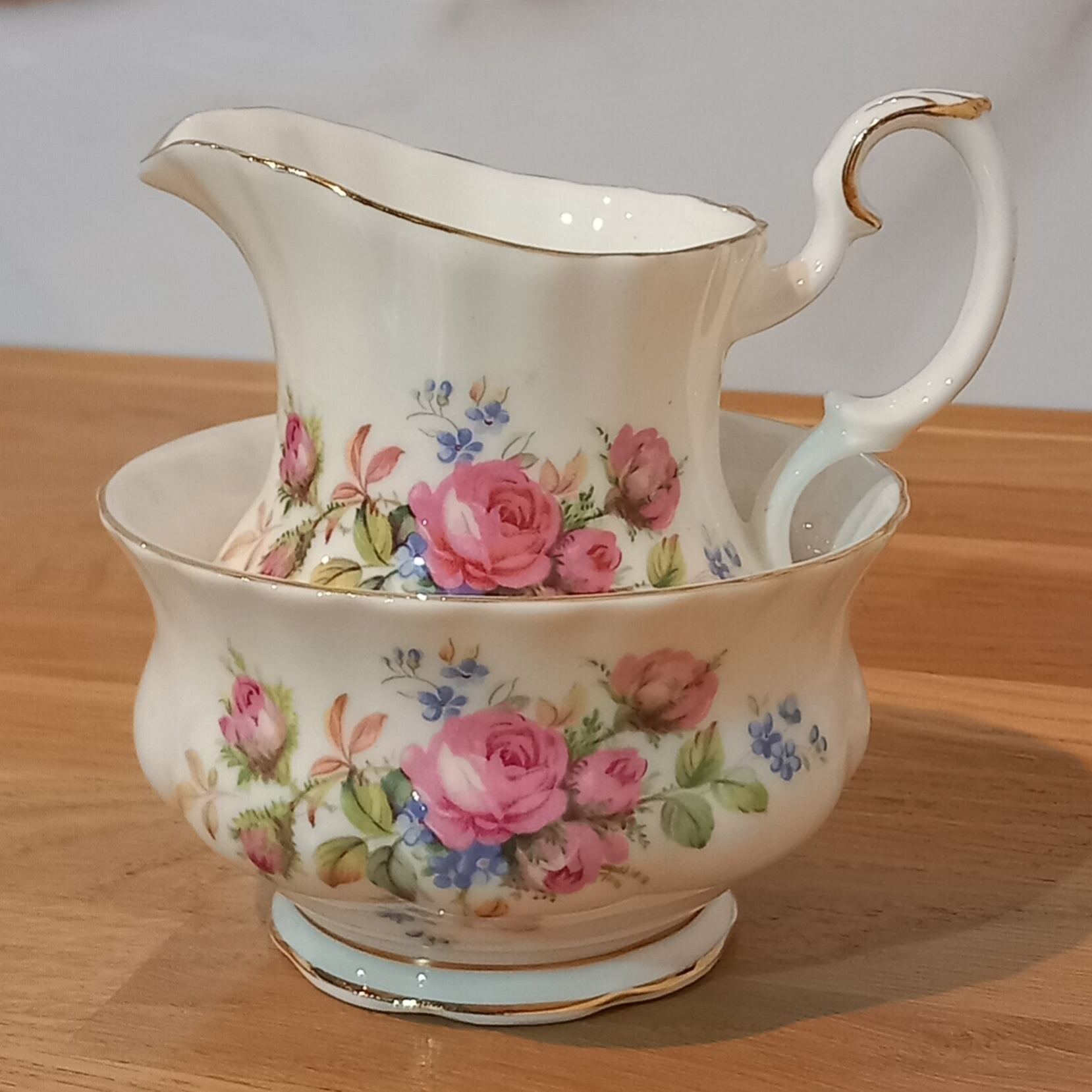Royal Albert Moss Rose Melk en Suiker Set