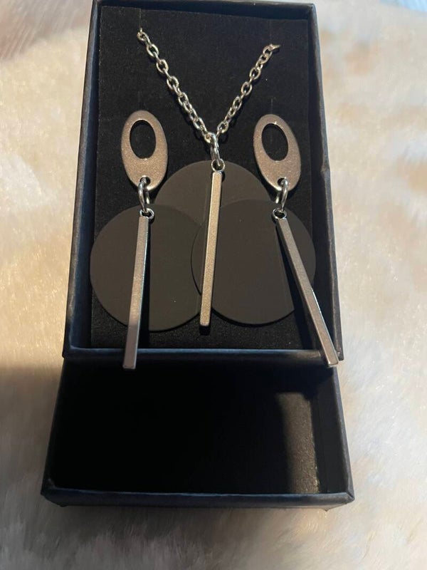 Set halsketting + oorbellen