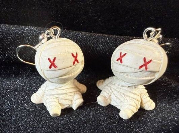 Little Mummy earrings