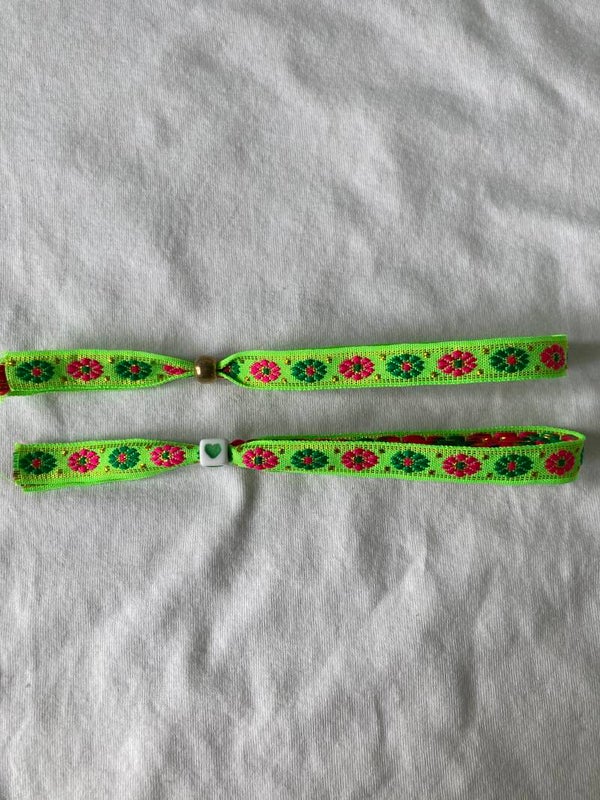 Dubbel Flower green lintarmbandje (per stuk)