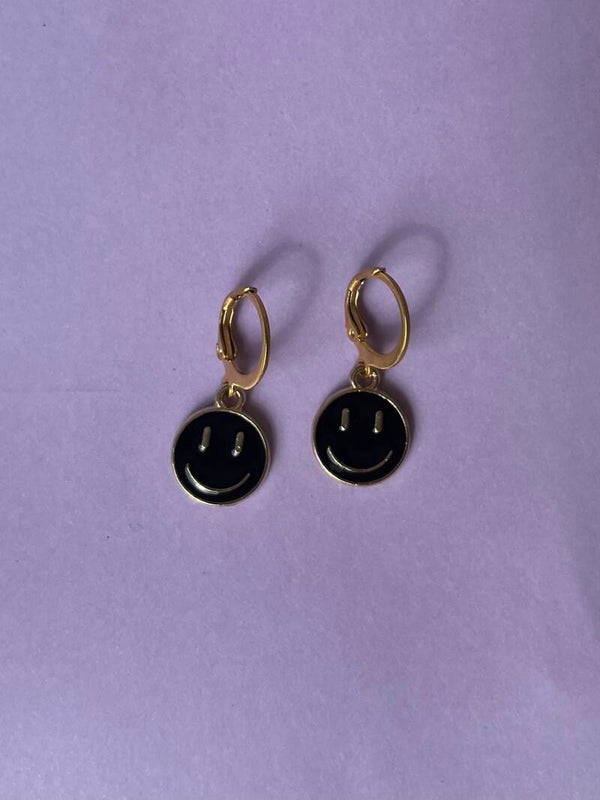 Smile black earrings