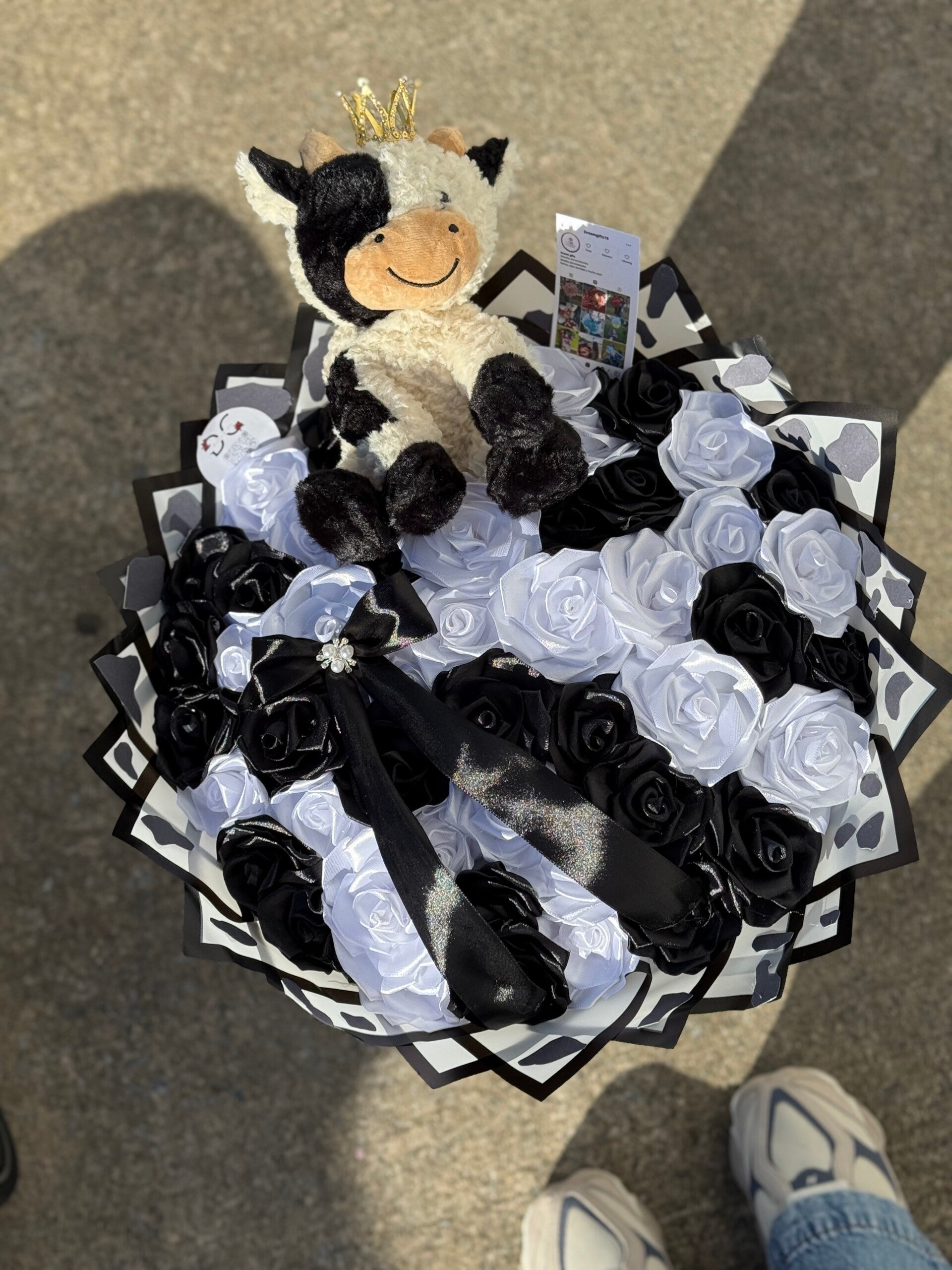 Vaquita bouquet 50 eternal roses