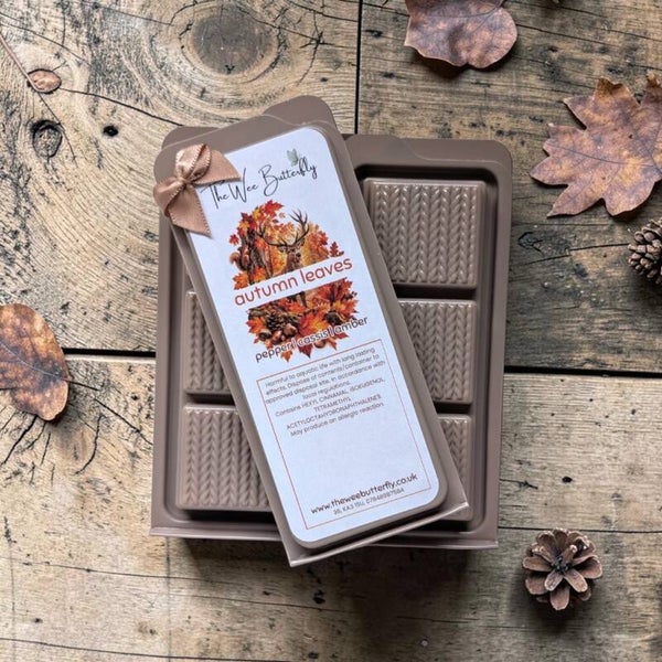 Autumn Leaves Wax Melt Snapbar – Autumn Fruits, Frankincense, Sandalwood & Amber | Warm Seasonal Home Fragrance
