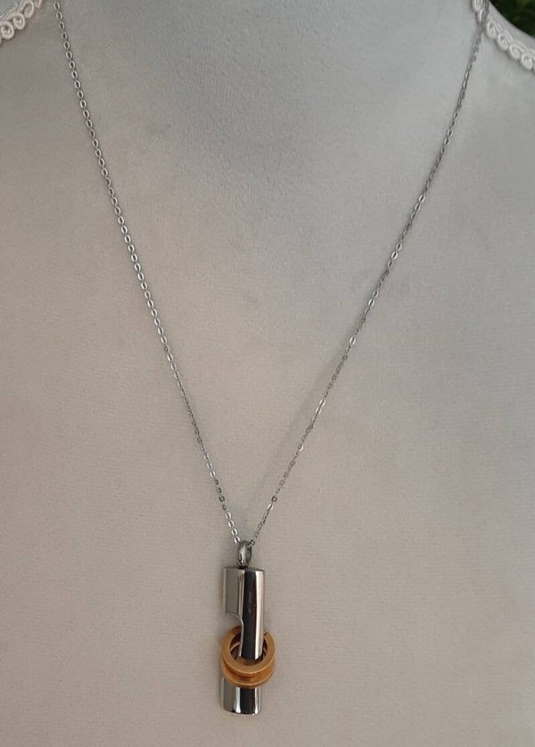 Edelstahl Kette mit Anhänger / Best.-Nr.: ESKA3110