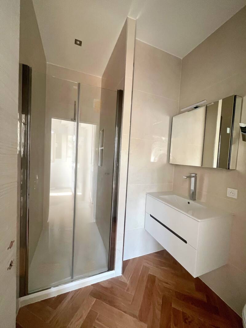 salle de bain rénovée à nice