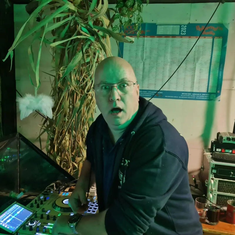 Neo Traxx bei der Arbeit