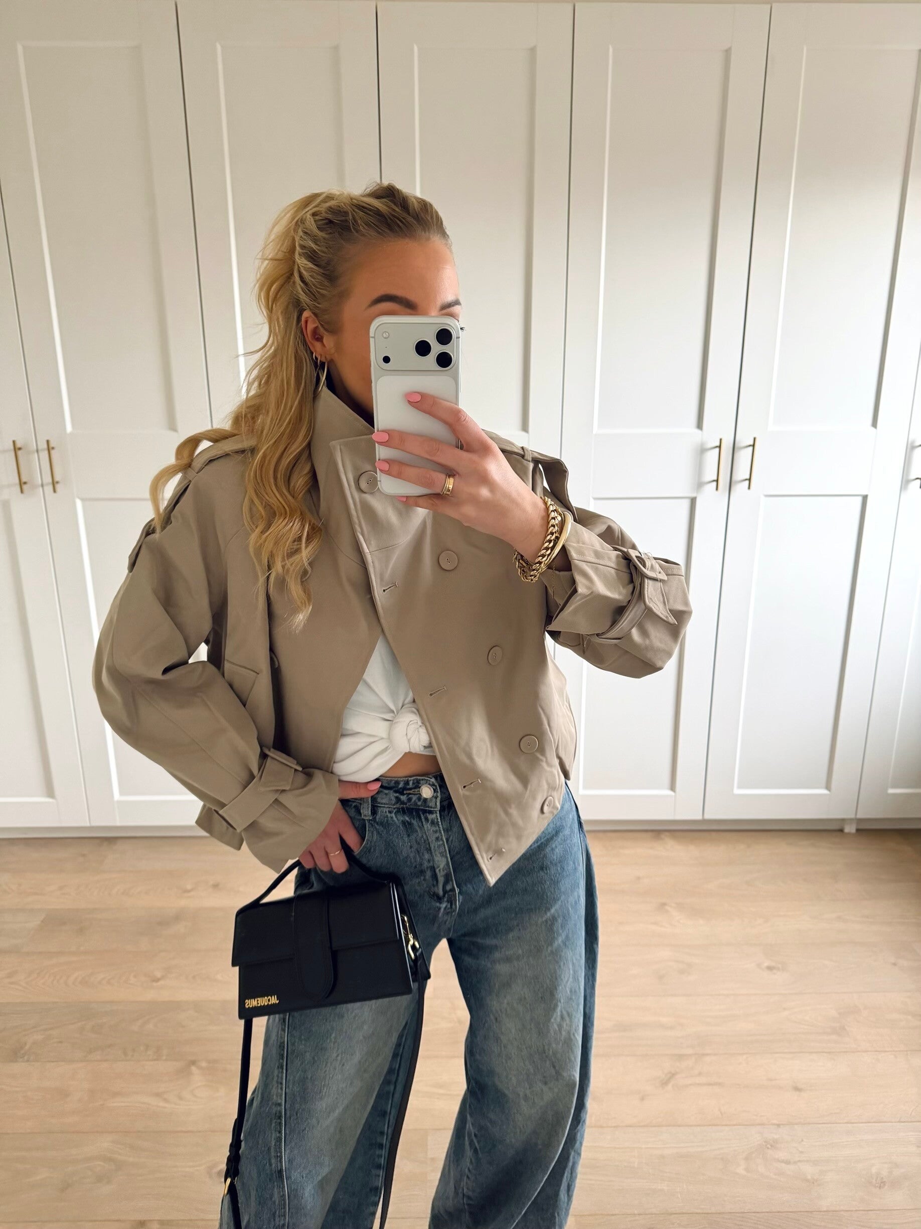 Trenchcoat met hoge kraag - beige