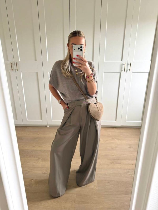 Pantalon met plooien - taupe