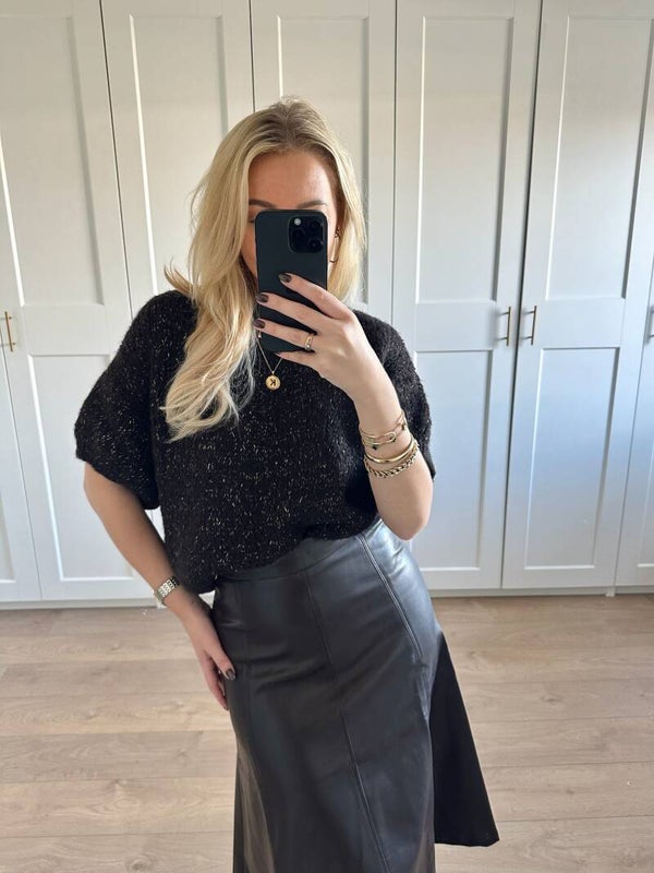 Gebreide driekwart trui met glitterdraad - bruin