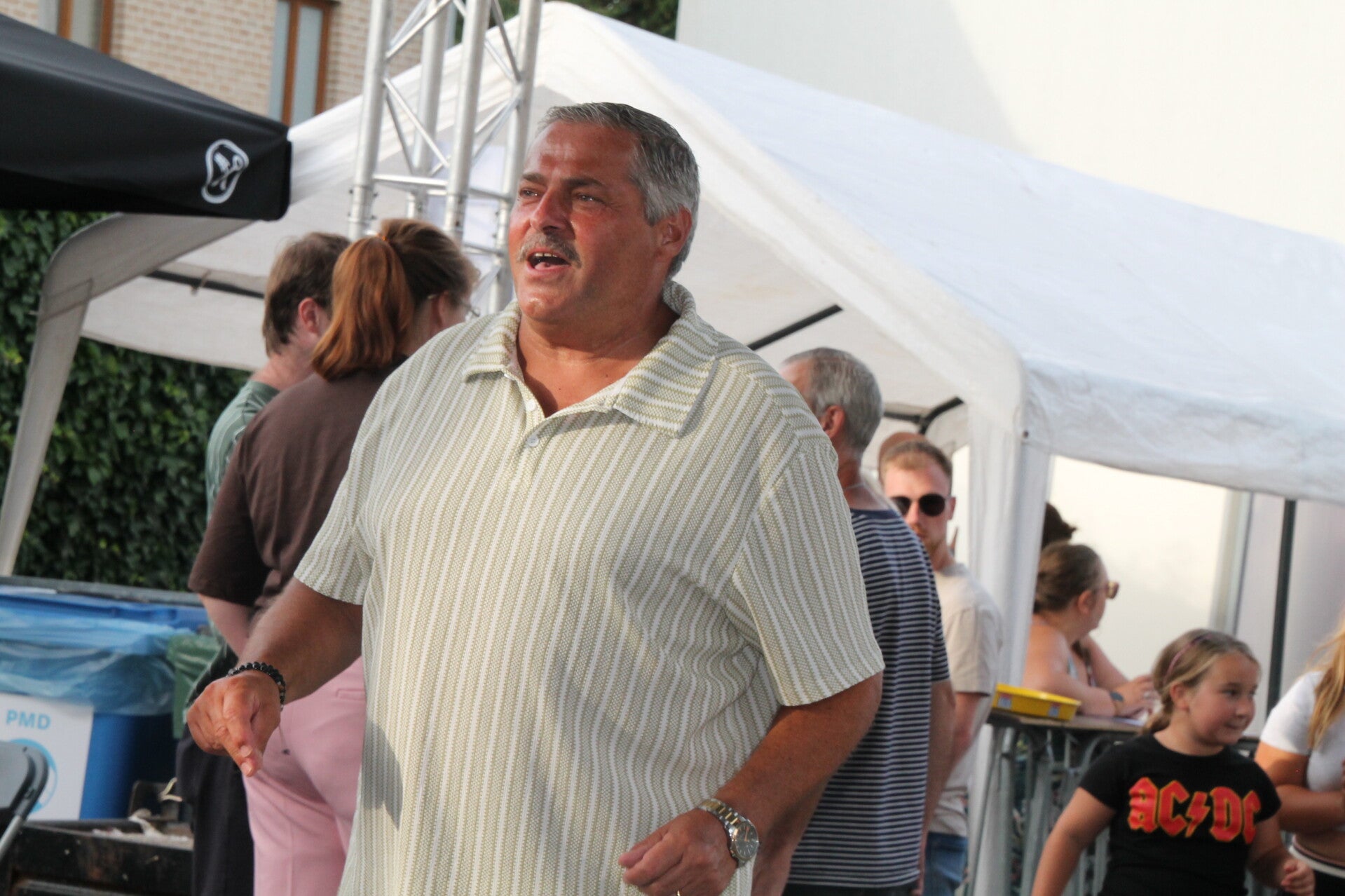 img_0015-standard-sl8dmx.jpg