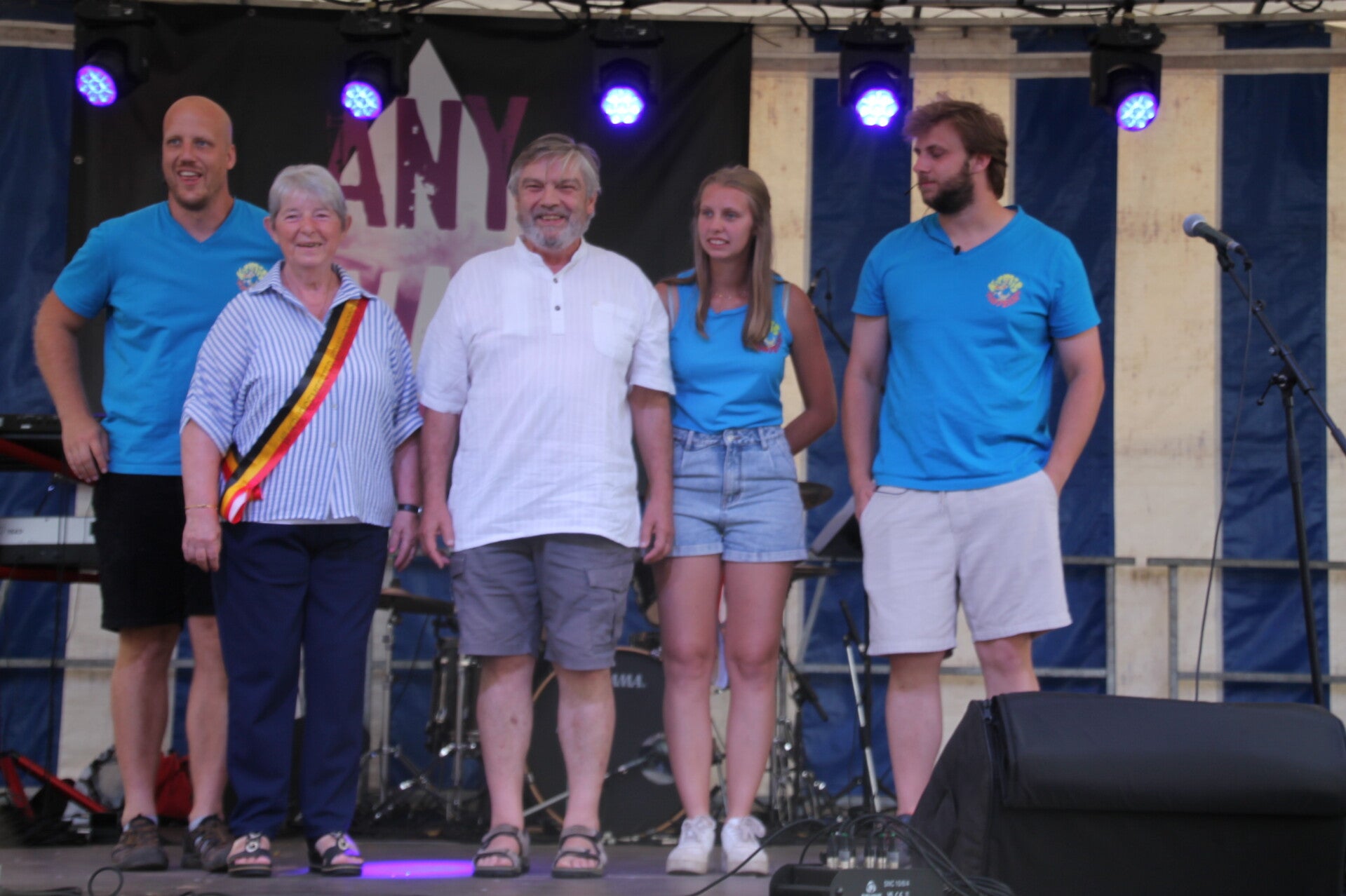 img_0043-standard-wj80v2.jpg