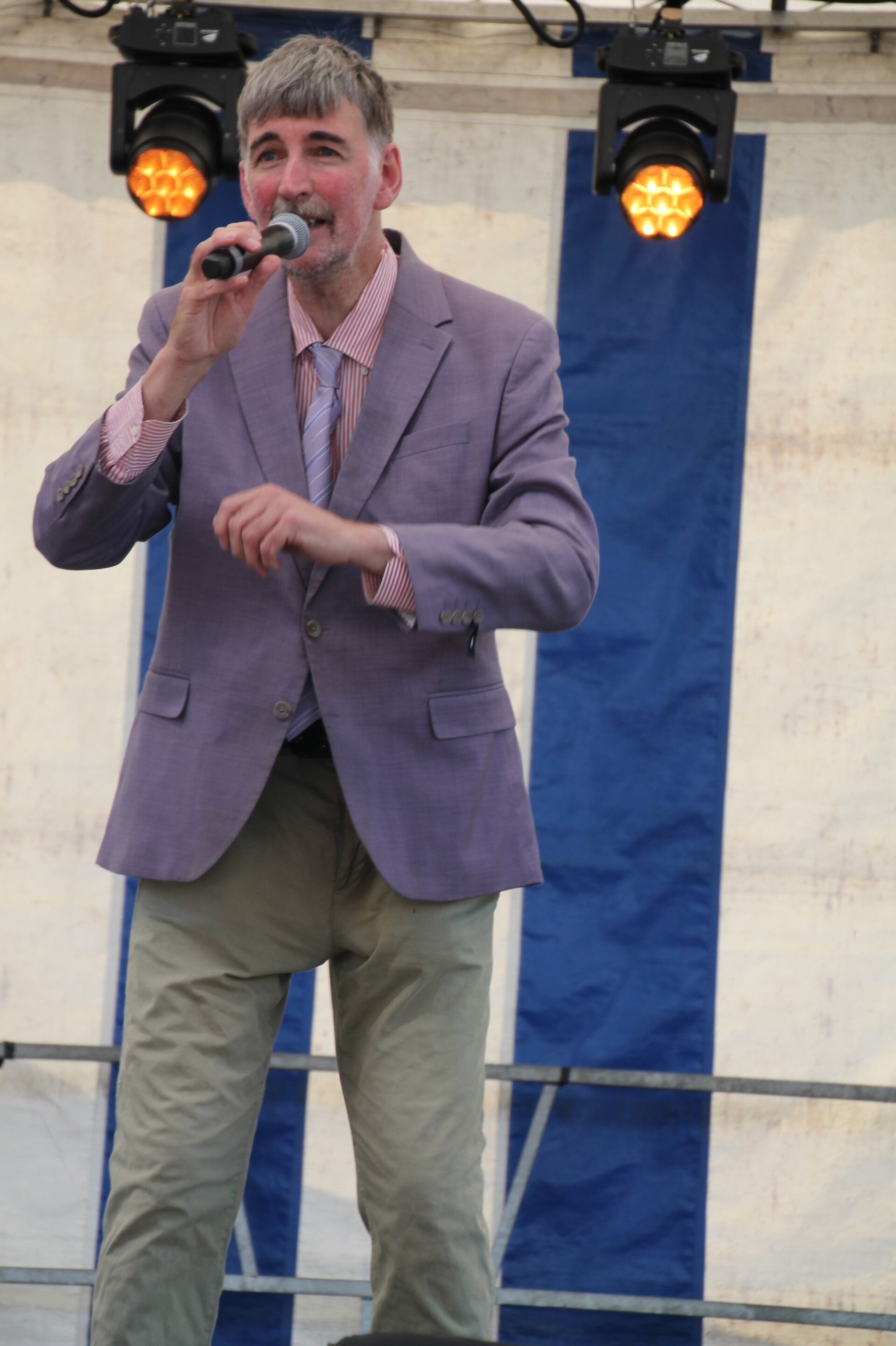 img_0198-standard-yw9dd2.jpg