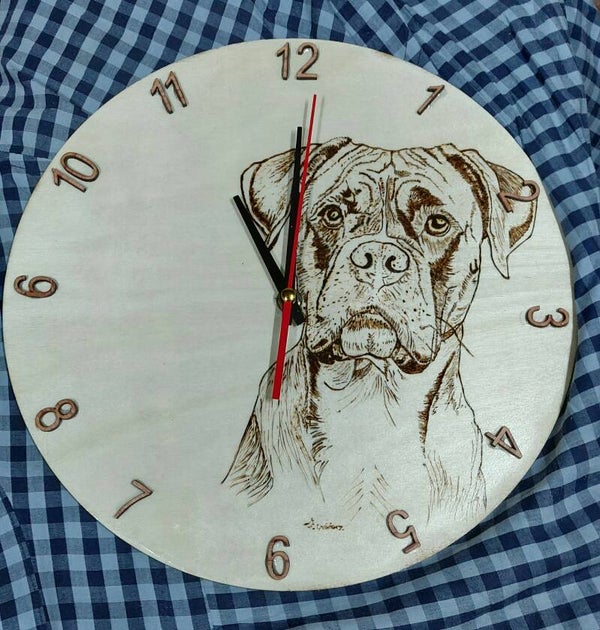 Boxer clock