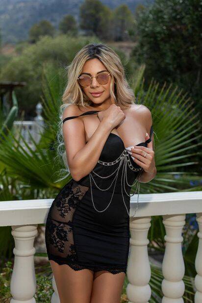 denise-neu-2-standard-s4ysbm.jpg