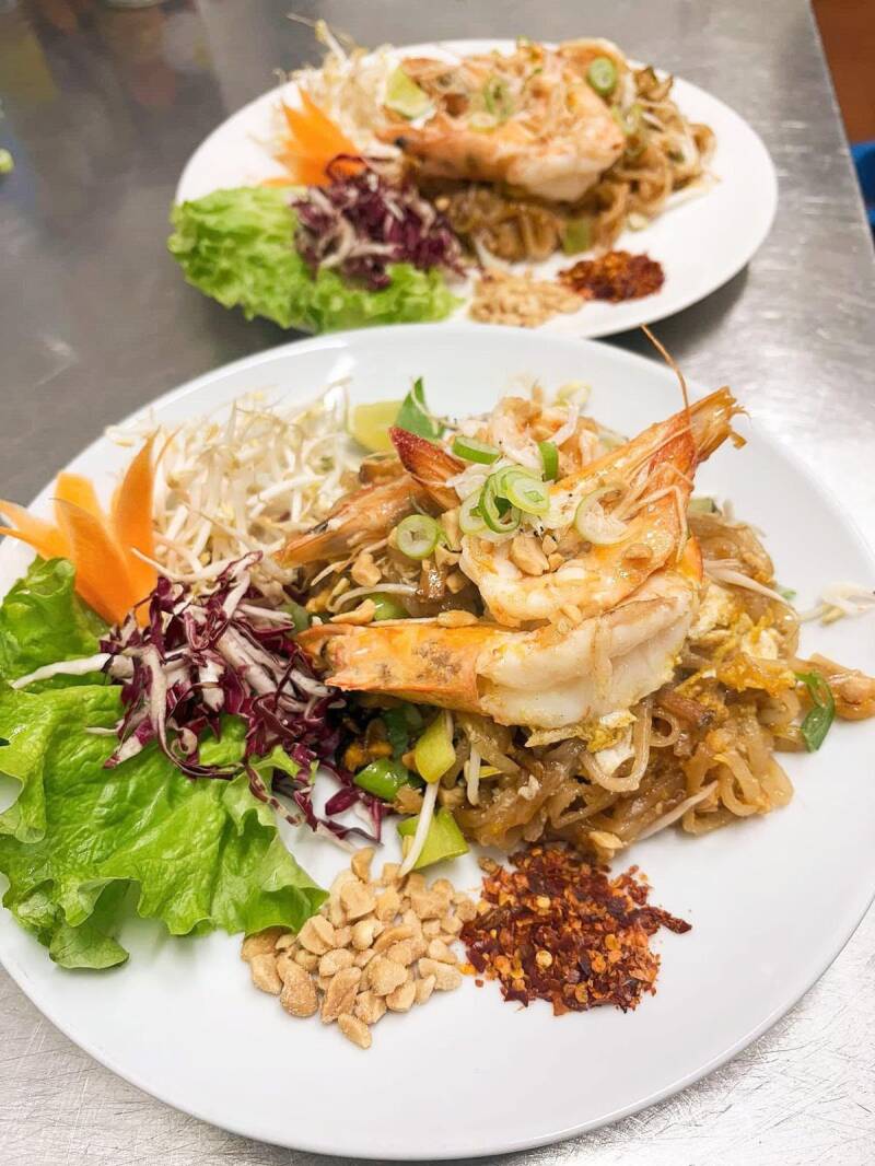 pad_thai_main_page-standard-soq1nn.jpg