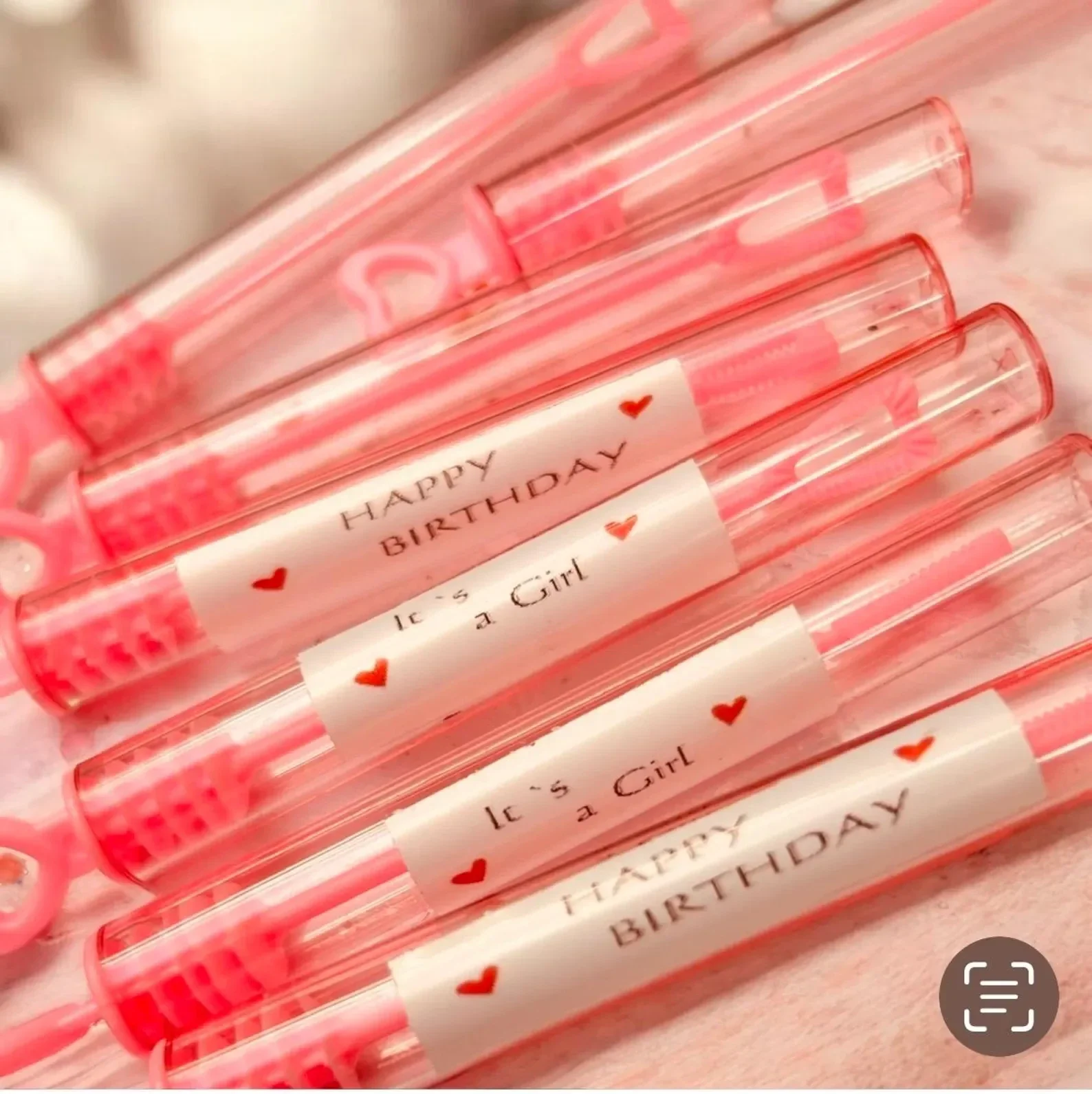 Personalisierte Seifenblasen-Röhrchen als Gastgeschenk zur Hochzeit. Individuell gestaltet, liebevoll verpackt & perfekt für unvergessliche Momente.