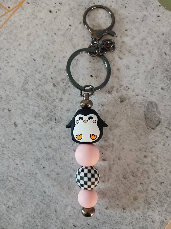 Item #049 Penguin Keyring