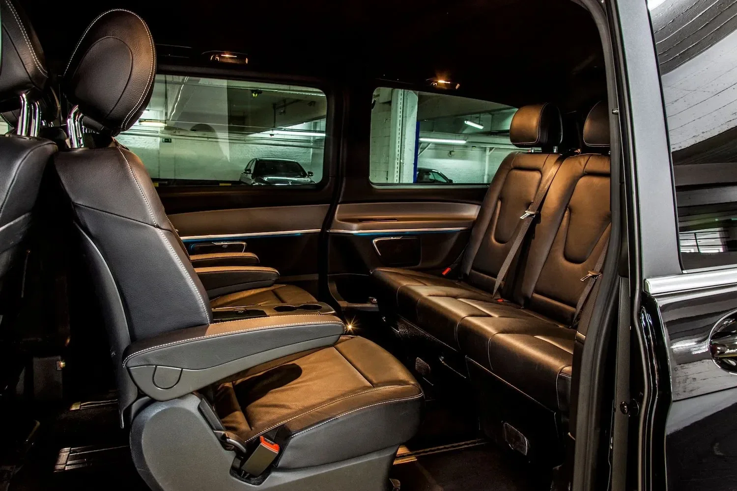 Luxe Taxibus