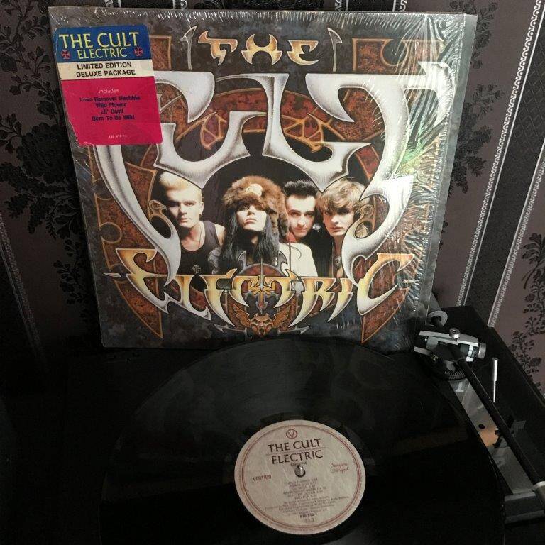CAN 830 916-1G Limited Edition Deluxe Package
