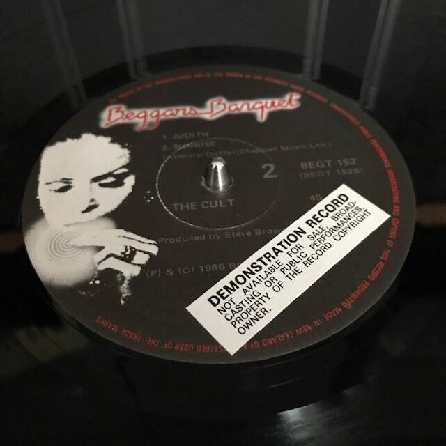 N-ZEA BEG T 152 promo