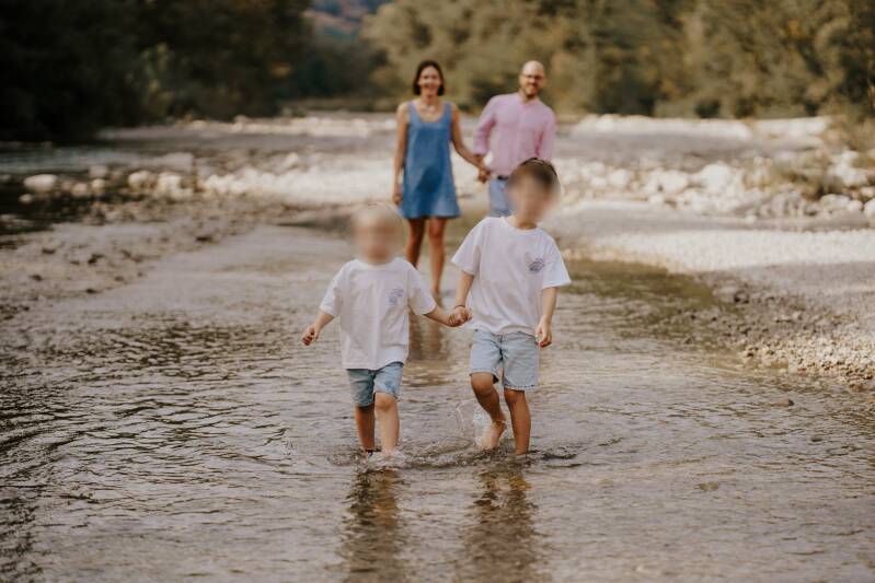 séance photo en famille Drôme Provençale