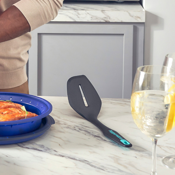 Tupperware Bakspatel met gat in het midden