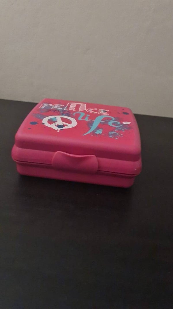 Tupperware Snackie Roze / letters