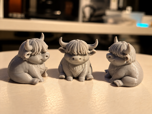 3D PRINTED HIGHLAND COW FIGURES