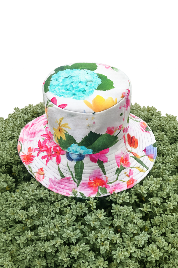 Sommerhut, große bunte Blumen, Gr. 58