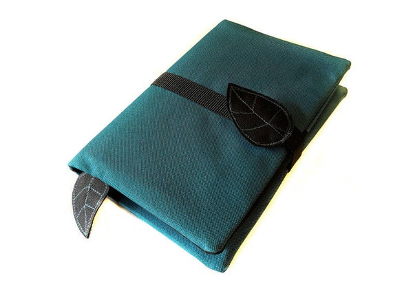 Bucheinband gefüttert Gurtverschluss mit Druckknopf und Blatt