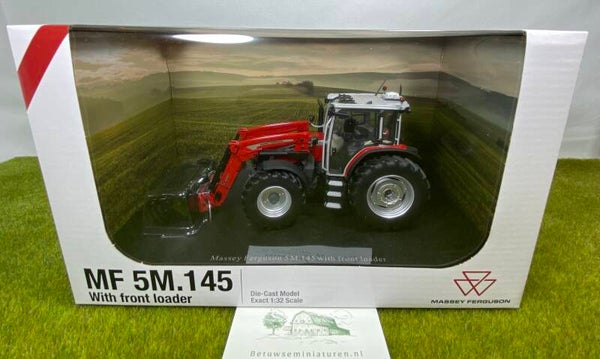 Massey Ferguson 5M.145 met voorlader