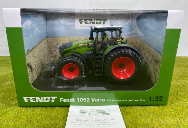 Fendt 1052 Vario dubbellucht US versie