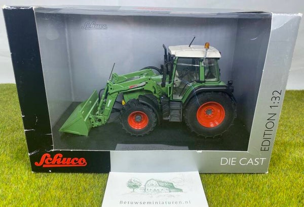 Fendt 313 Vario met Fendt Cargo voorlader
