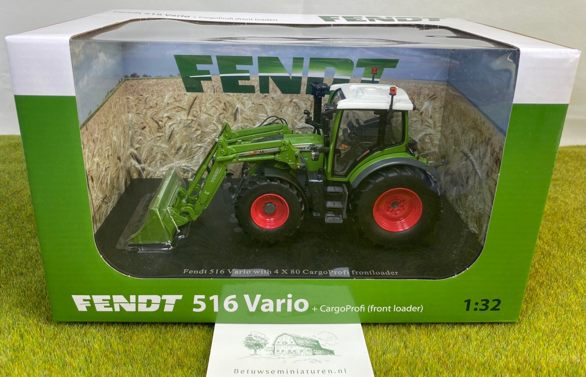 Fendt 516 Vario tractor met CargoProfi 4X80 voorlader