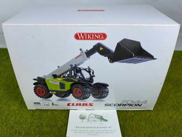 Claas Scorpion 7044