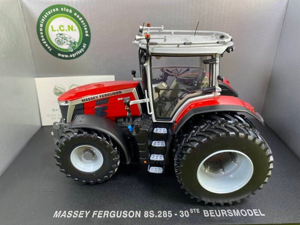 Massey Ferguson 8S.285 tractor inclusief bumper