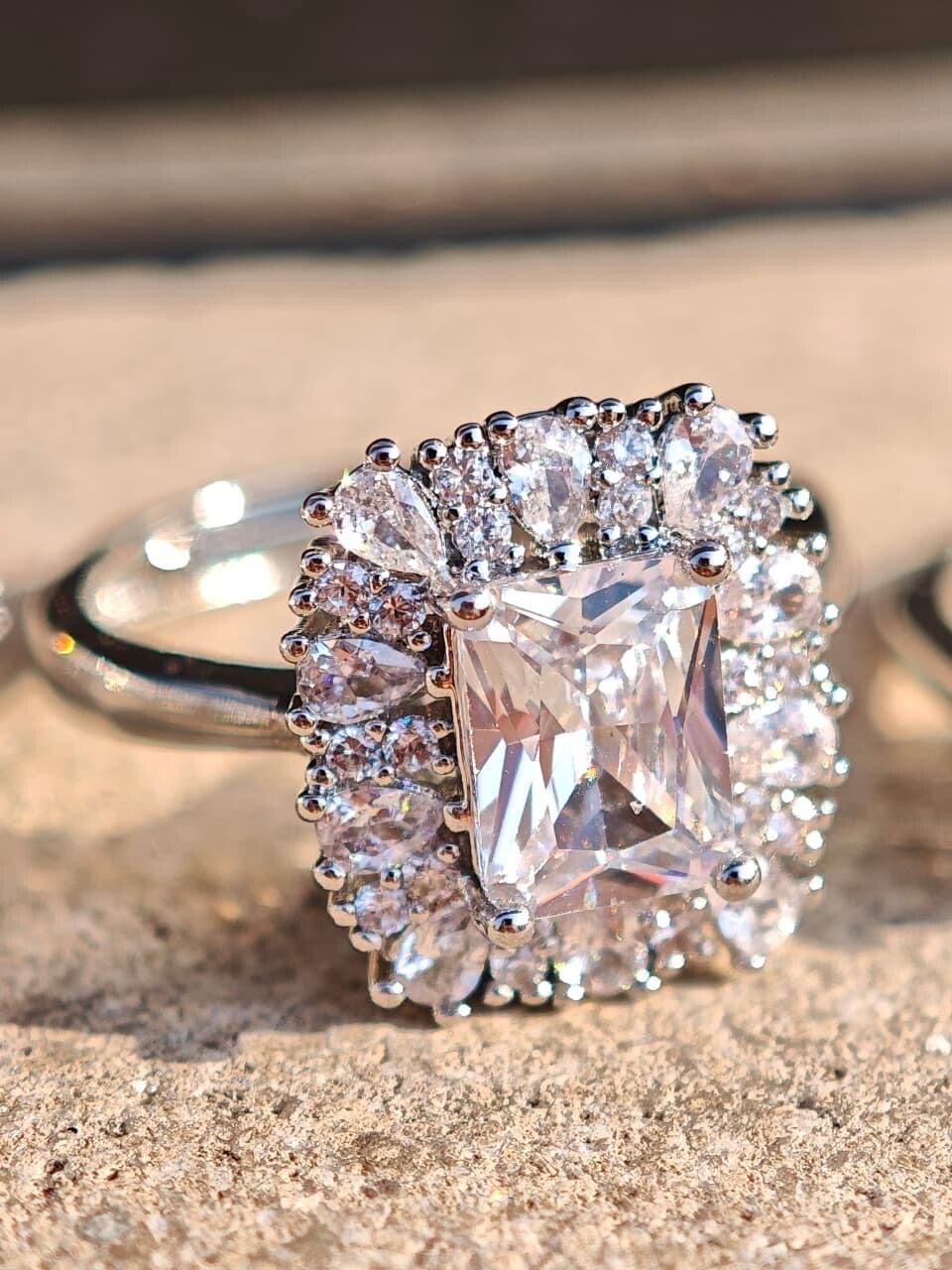 Anillo realeza cuadro
