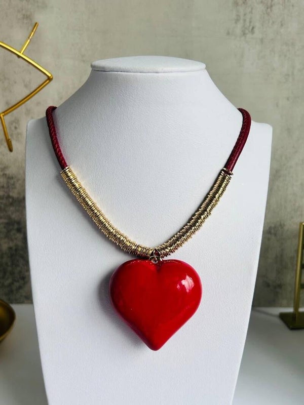 Collar maxi rojo