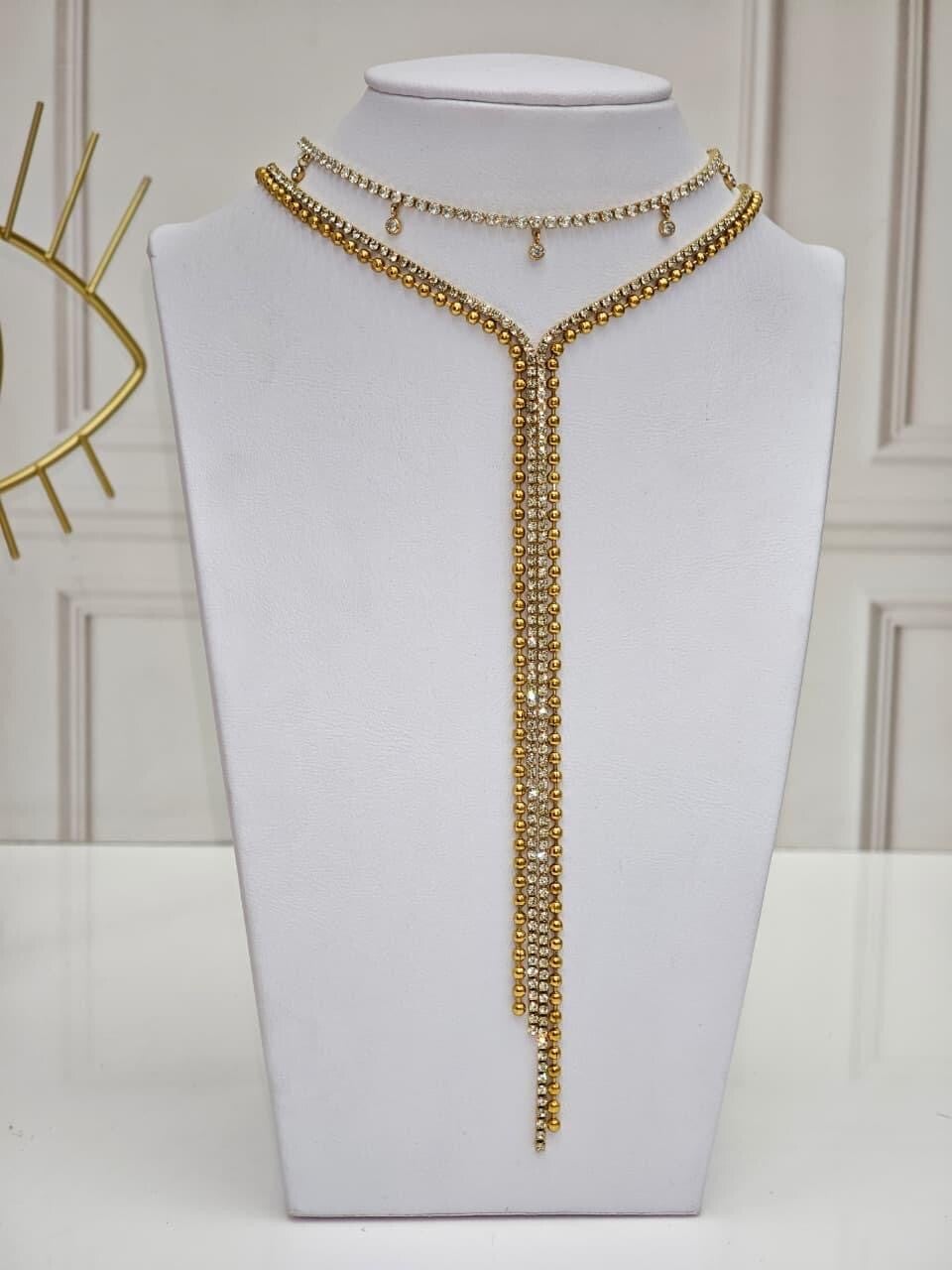 Collar corbatero