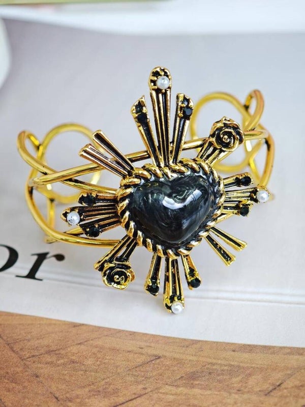 Brazalete sagrado negro