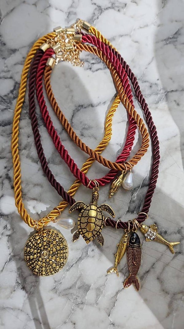 Collar Zara