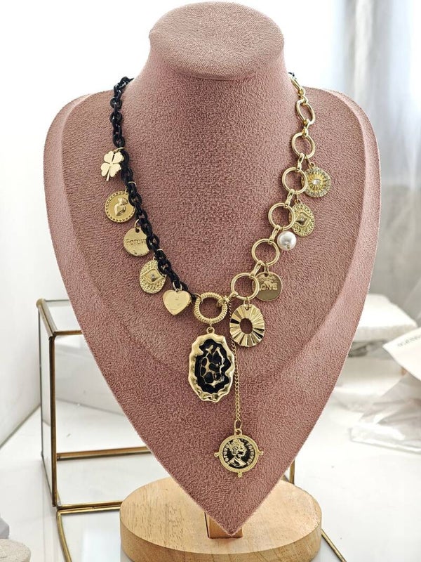 Collar monedas Chucky