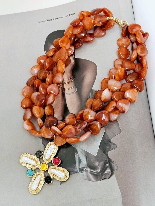 Collar triple Cruz