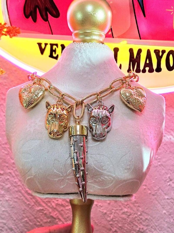 Collar colmillo cadena