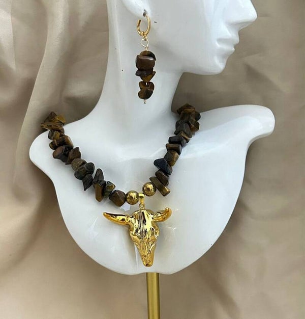 Collar toro y aretes