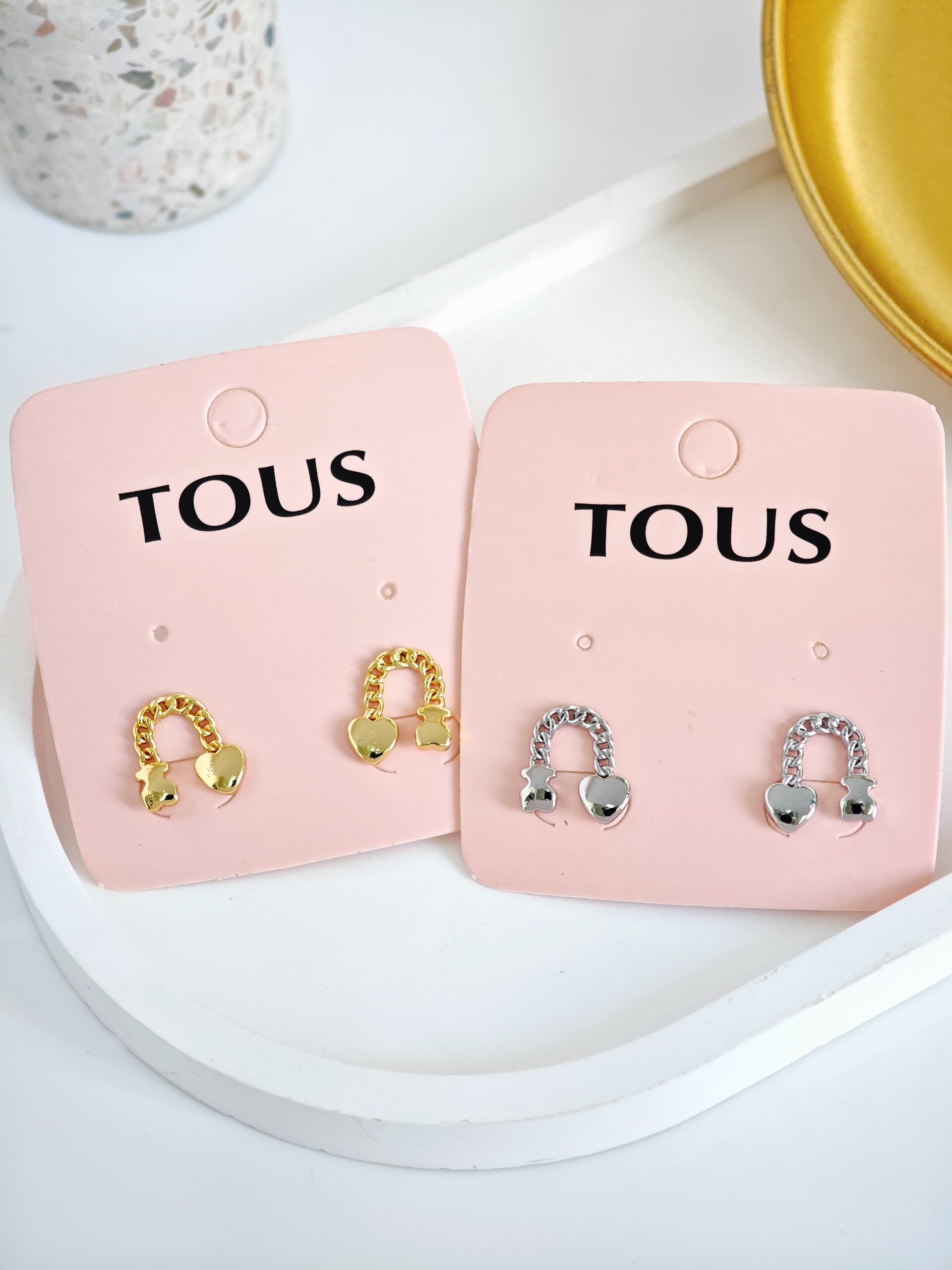 Arete Tous (eligue el color )