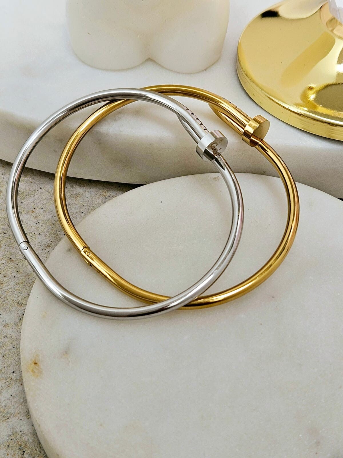 Brazalete clavo cartier